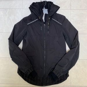 Lululemon Size 6 Black Jacket